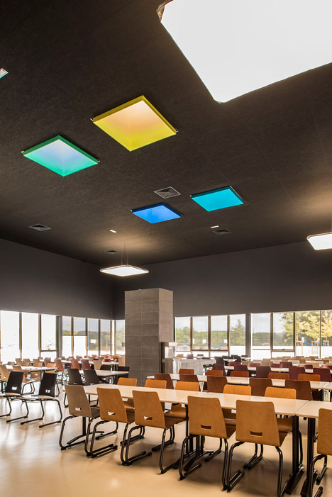Public middle school of Labarthe-sur-Lèze by LCR Architectes