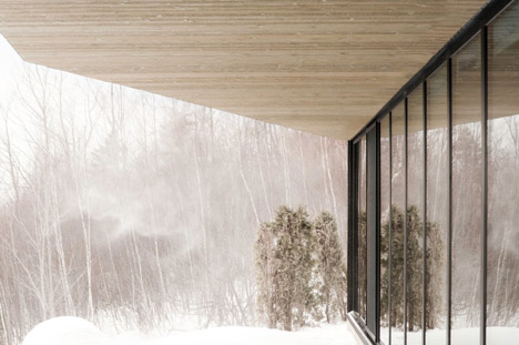Residence Roy-Lawrence by Chevalier Morales Architectes