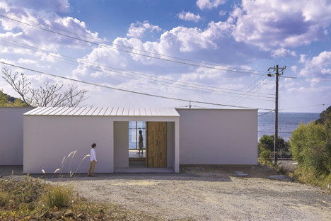 Shirahama no Hiraya by Okuwada Architects Office