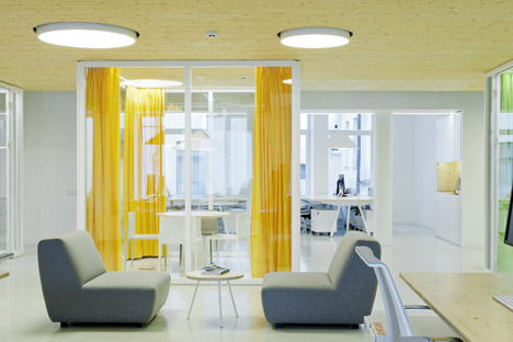 Wix offices by Inblum
