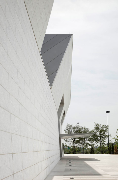 Aga Khan Museum by Fumihiko Maki