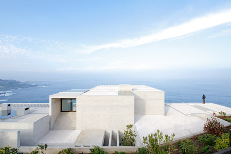 Casa MO by Gonzalo Mardones Viviani & Asociado