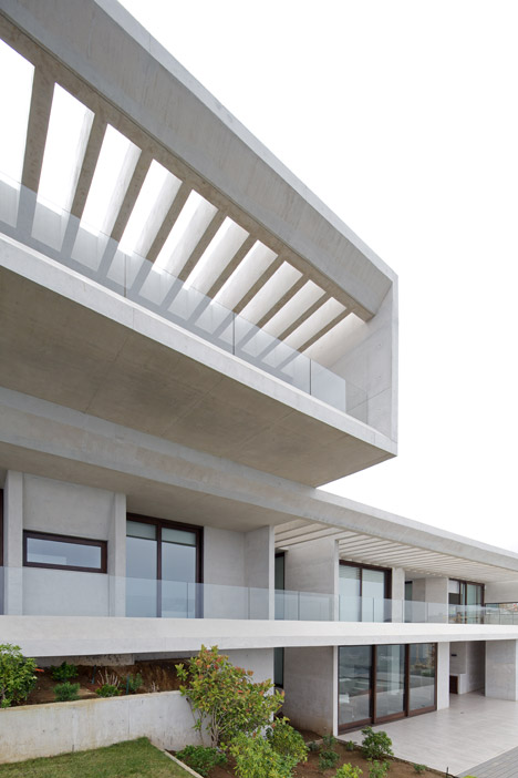 Casa MO by Gonzalo Mardones Viviani & Asociado