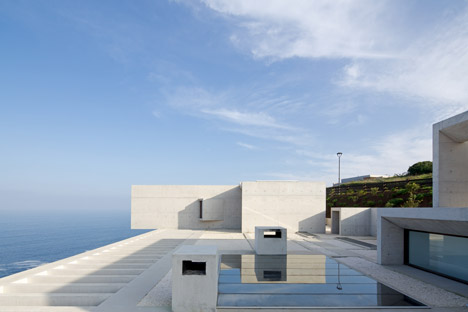 Casa MO by Gonzalo Mardones Viviani & Asociado