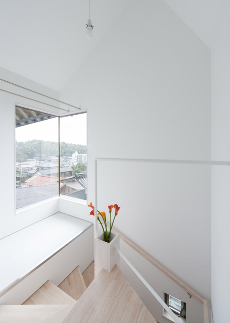 Rain Shelter House by Y+M Design