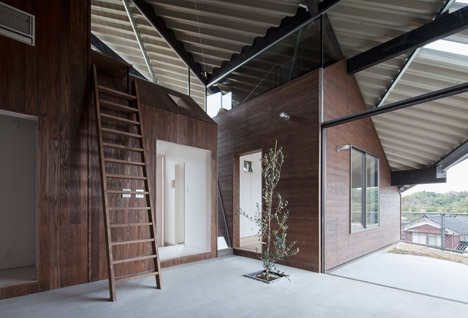 Rain Shelter House by Y+M Design