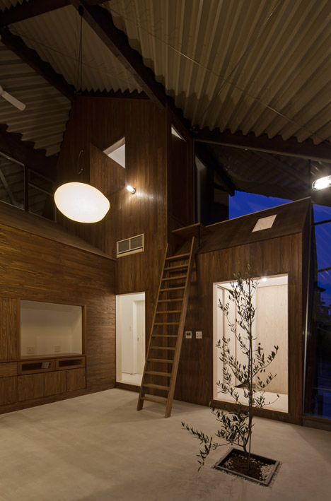 Rain Shelter House by Y+M Design