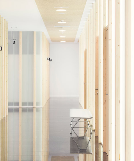 Sendagrup Medical Centre by Pauzarq