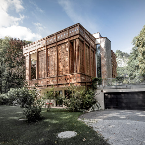 Villa by the Lake by Alexander Diem