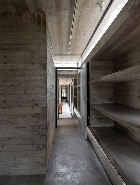 Casa SV by Luciano Kruk Arquitectos