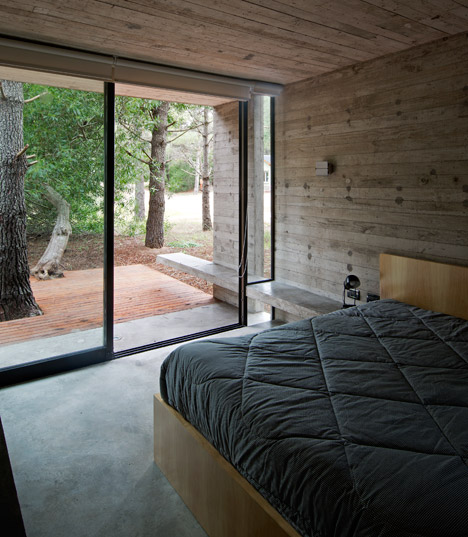 Casa SV by Luciano Kruk Arquitectos