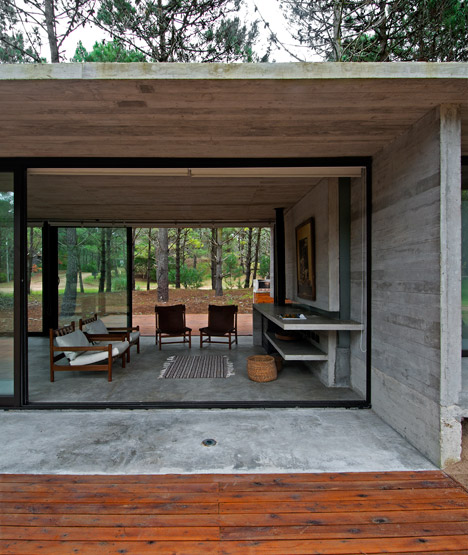 Casa SV by Luciano Kruk Arquitectos
