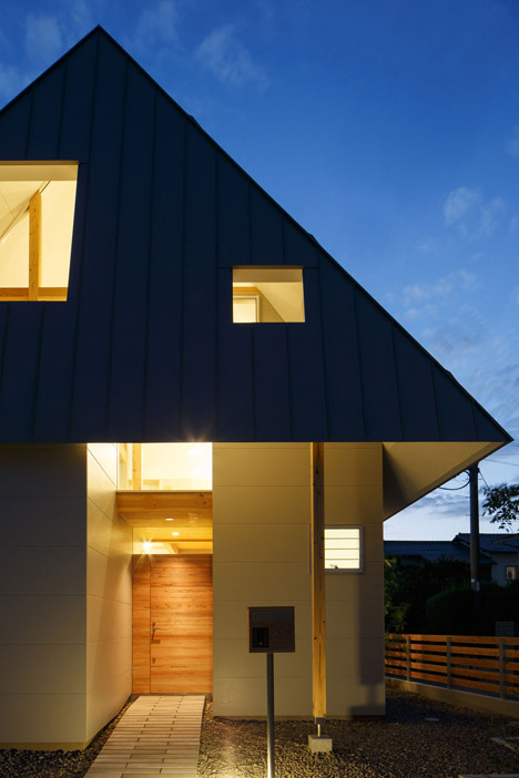 HouseAA by Moca Architects