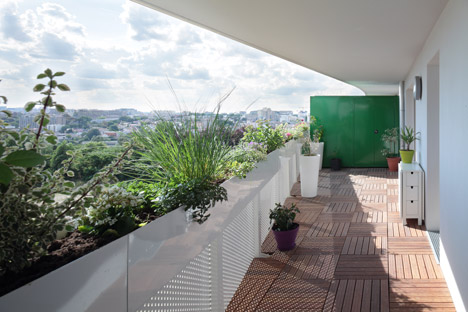 Housing by ECDM Architectes