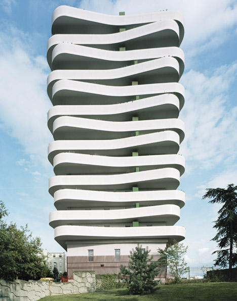 Housing by ECDM Architectes