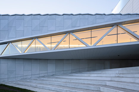 Kuopio City Theatre by ALA