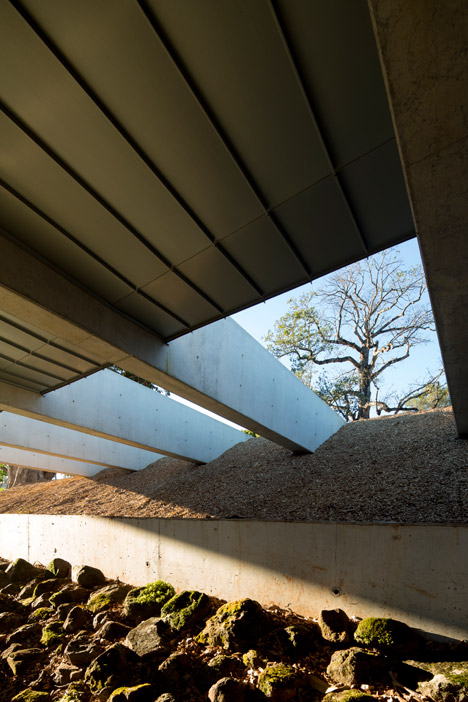 Lune-de-Sang-Sheds-by-CHROFI_2_dezeen_468_7