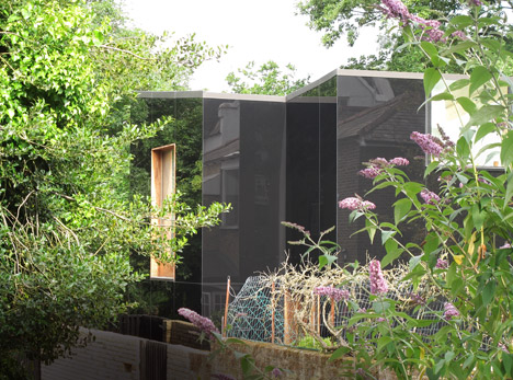 Sydenham house by Ian McChesney