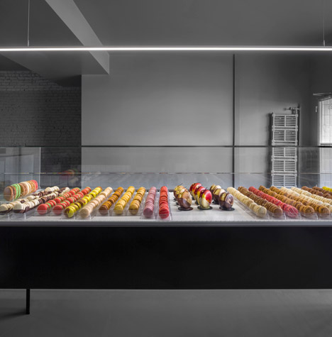 A-La-Folie-by-Anne-Sophie-Goneau_dezeen_468_4