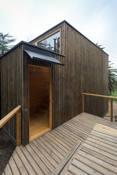 Chile Hostal Ritoque by Gabriel Rudolphy and Alejandro Soffia