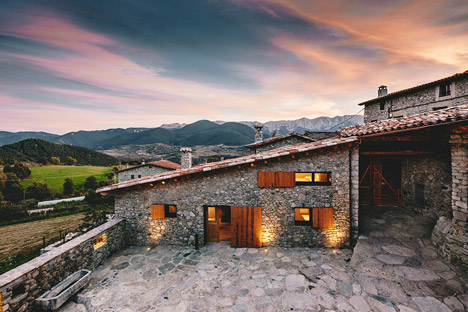 Rehabilitación en la Cerdanya by Dom Arquitectura