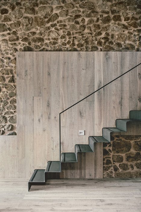Rehabilitación en la Cerdanya by Dom Arquitectura