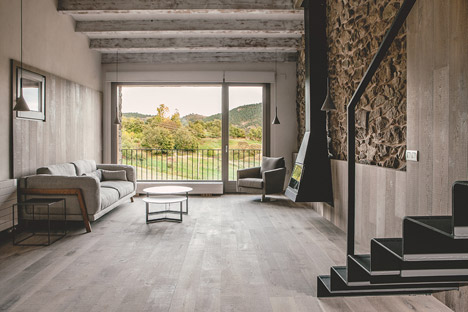 Rehabilitación en la Cerdanya by Dom Arquitectura