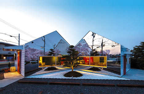 Roadside café by Bandesign