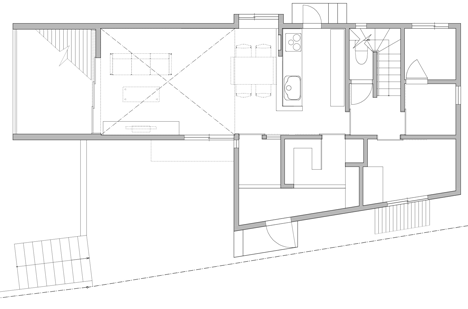 Fly out house by Tatsuyuki Takagi Architects