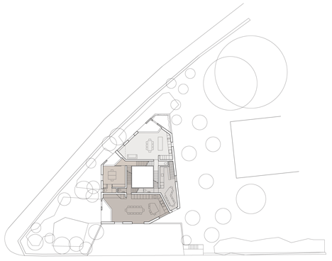 Urban Villa 4 in 1 by 2b Architectes