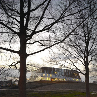 Van Egeraat school opens