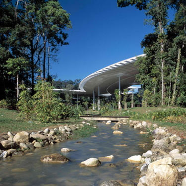 Foster wins Aga Khan architecture award