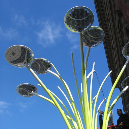 Solar Tree by Ross Lovegrove 2