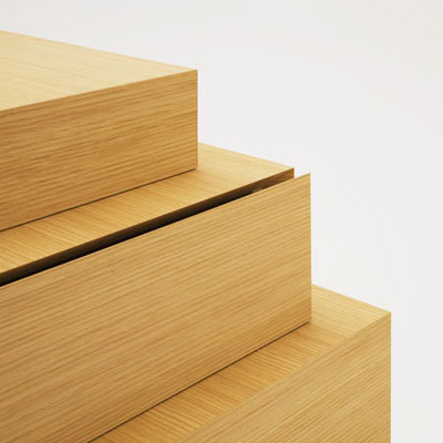 Boxes by five Japanese architects: Deroll curated by Eizo Okada