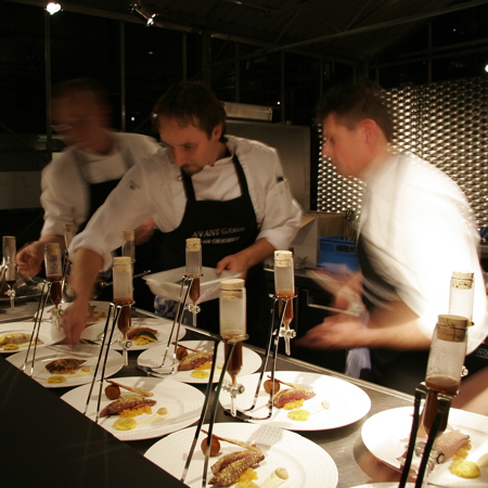 Eat Drink Design: a temporary restaurant in a greenhouse
