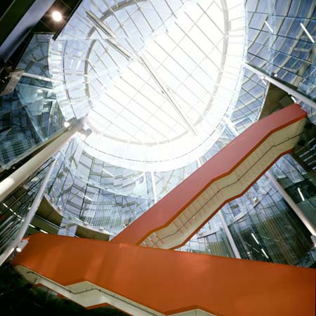 AA Hijmans van den Bergh medical faculty by Erick van Egeraat