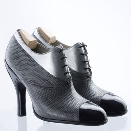 Apprentice shoes by Doshi Levien