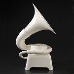 Phonofone II by Tristan Zimmermann