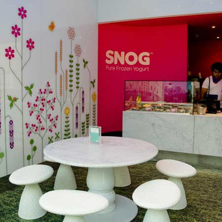 Snog frozen yogurt shop by Cinimod Studio