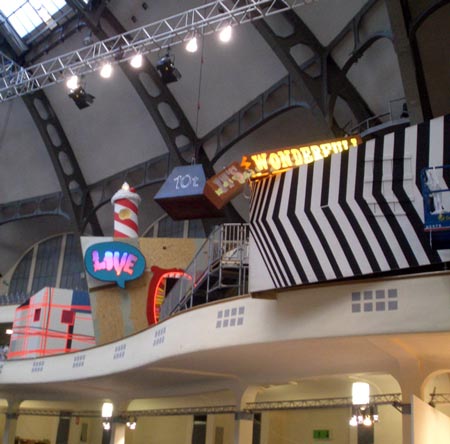 Showtime by Tobias Rehberger and Claus Richter