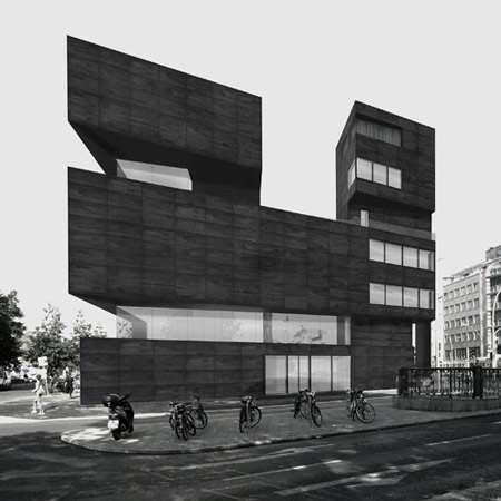 L40 by Roger Bundschuh and Cosima von Bonin