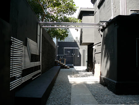 Pipe Light is an installation on an abandoned house in São Paulo, Brazil by French-Brazilian architects Triptyque