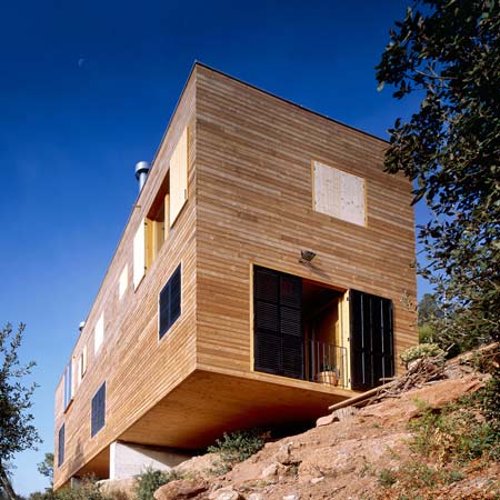 Casa 205 by H Arquitectes