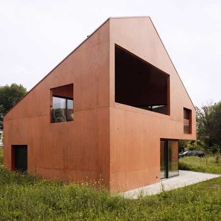 Red houses by Group8