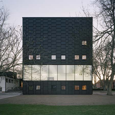 Kalmar Museum of Modern Art by Tham & Videgård Hansson Arkitekter