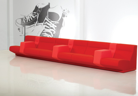 Seracs sofa by Alfredo Häberli