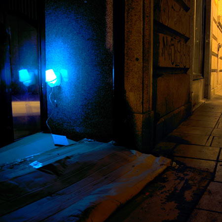 Personal Reading in Public Sites by Luzinterruptus