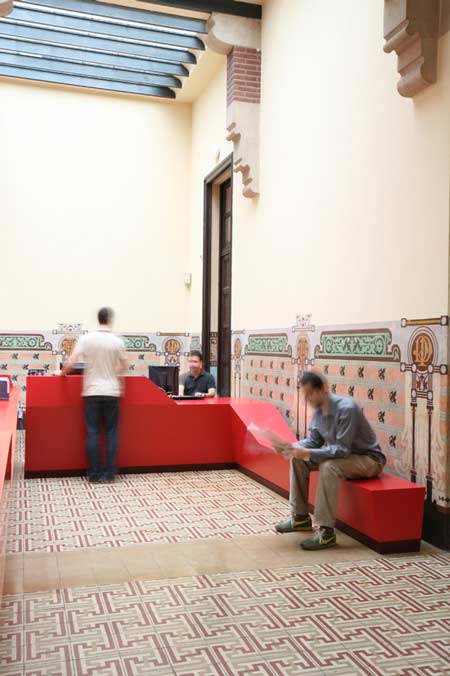 Pabellón Ave Maria entrance hall by RaichdelRio
