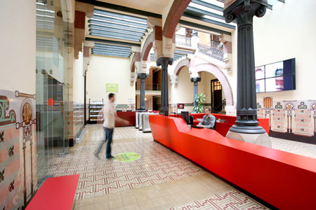 Pabellón Ave Maria entrance hall by RaichdelRio