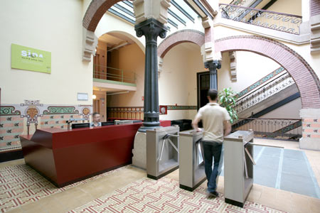 Pabellón Ave Maria entrance hall by RaichdelRio